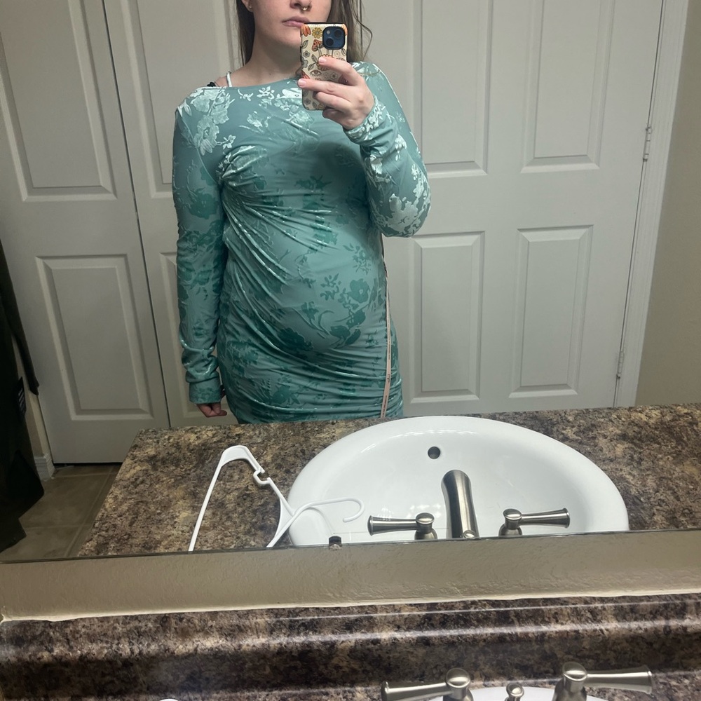 Lulu's Teal Floral Long Sleeve Dress